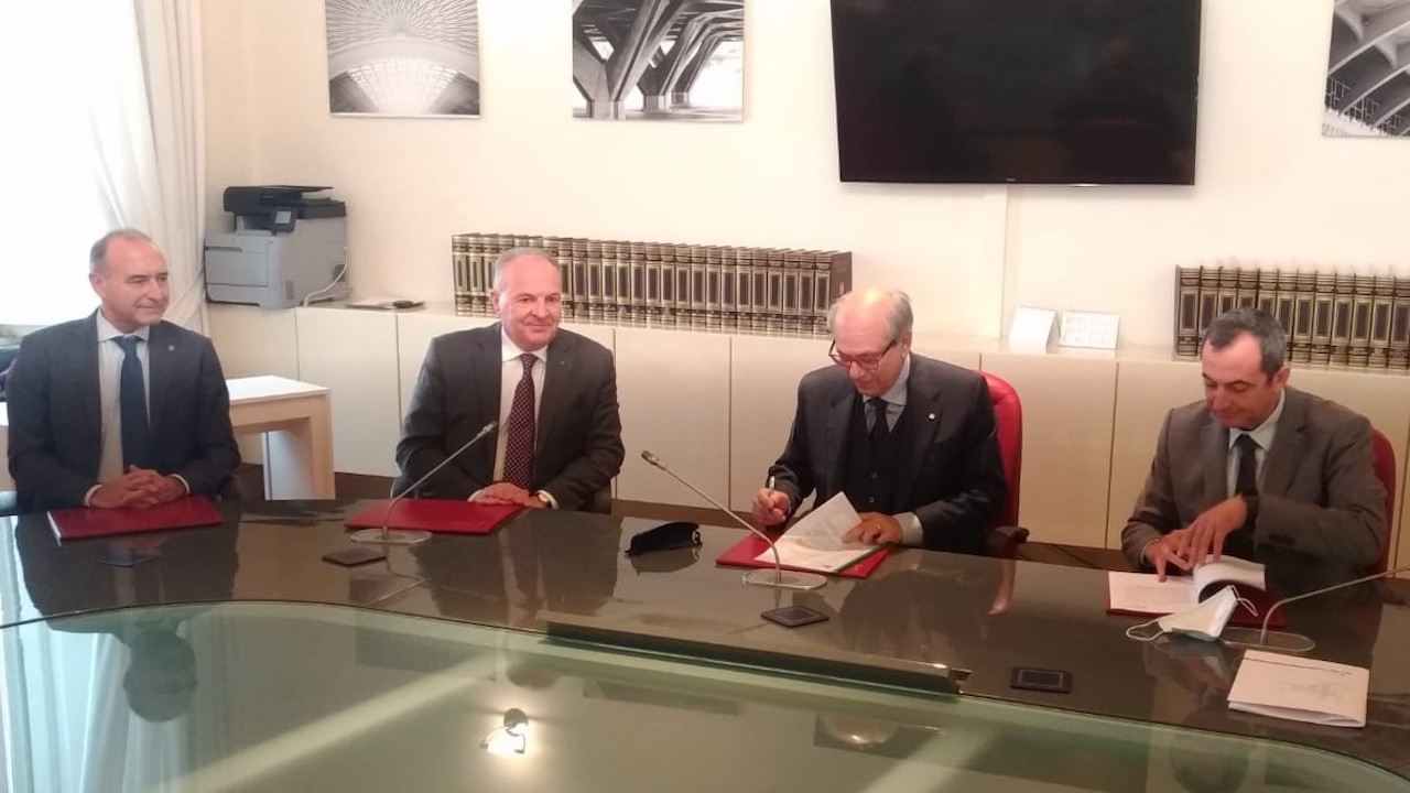 Firmato accordo tra Fondazione CNI e Geoweb					