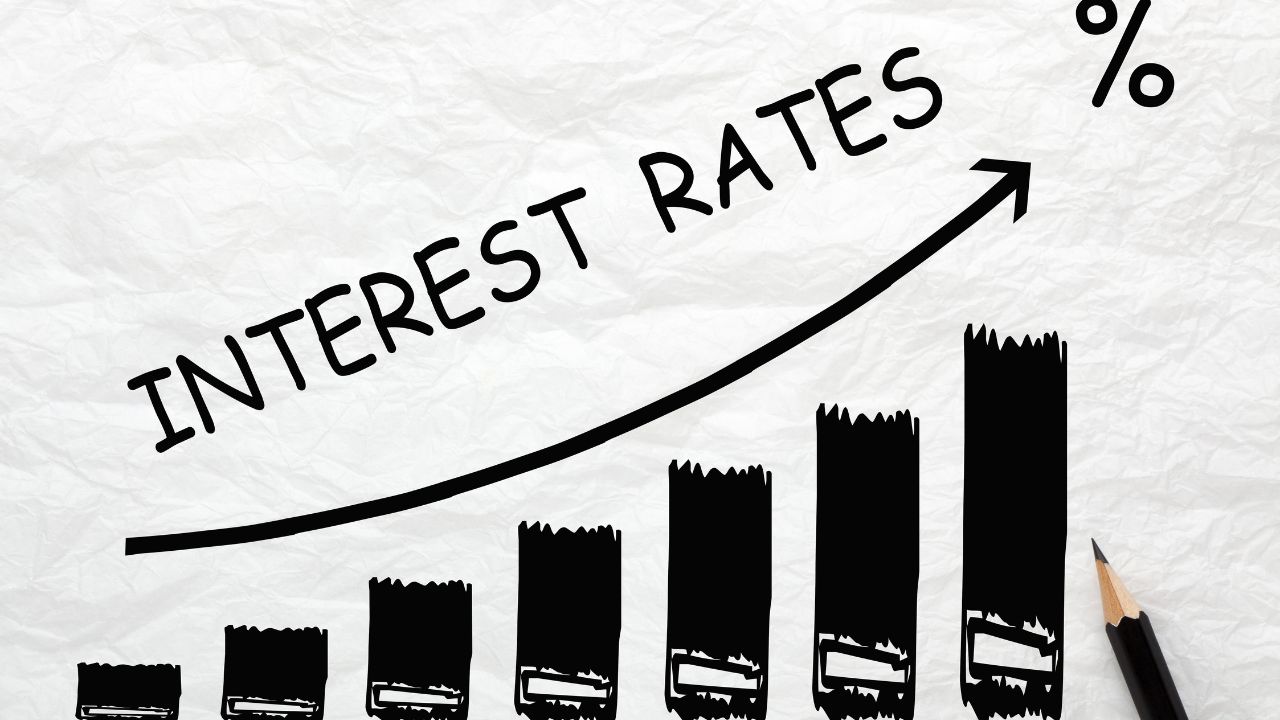 I tassi di interesse maggiori e il rischio recessione mettono a rischio le imprese					